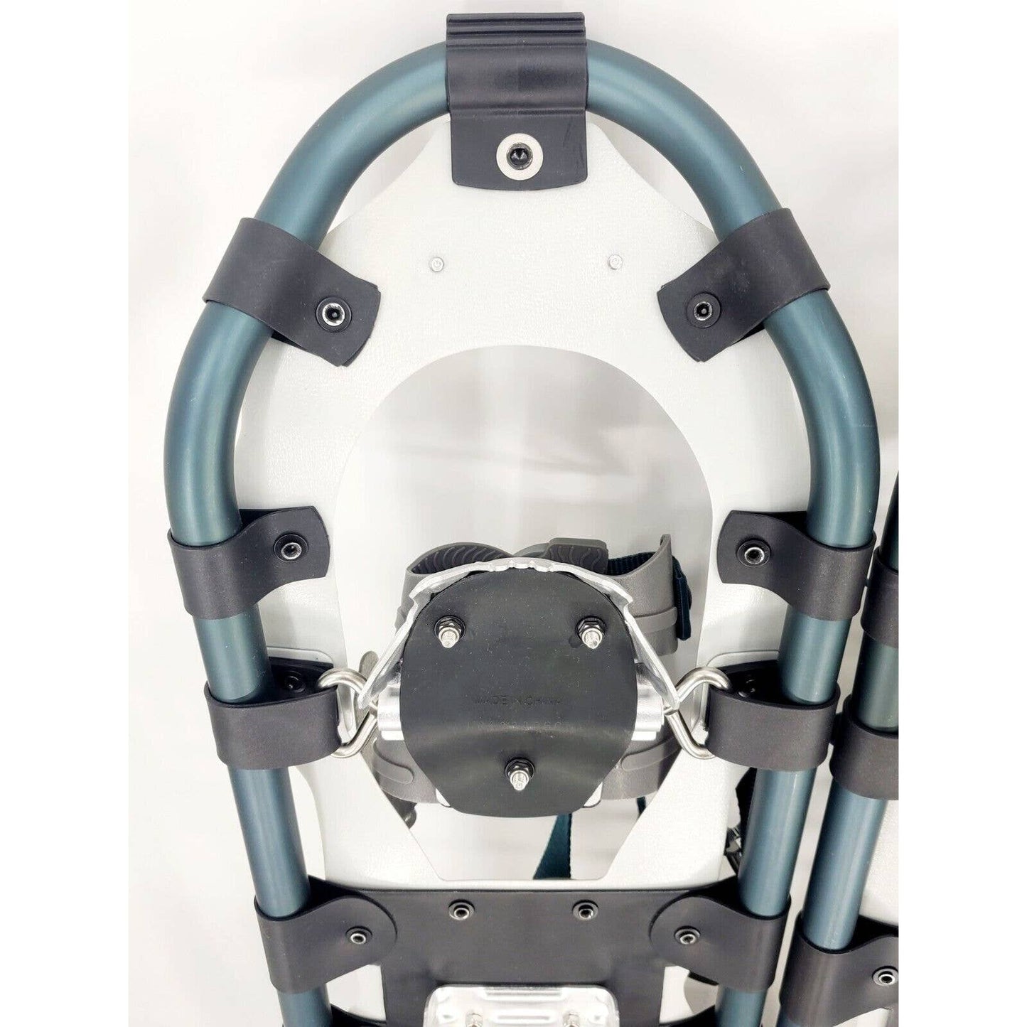 Yukon Mountain Profile 930 Aluminum Snowshoes 9" x 30" With Bag And Poles Blue