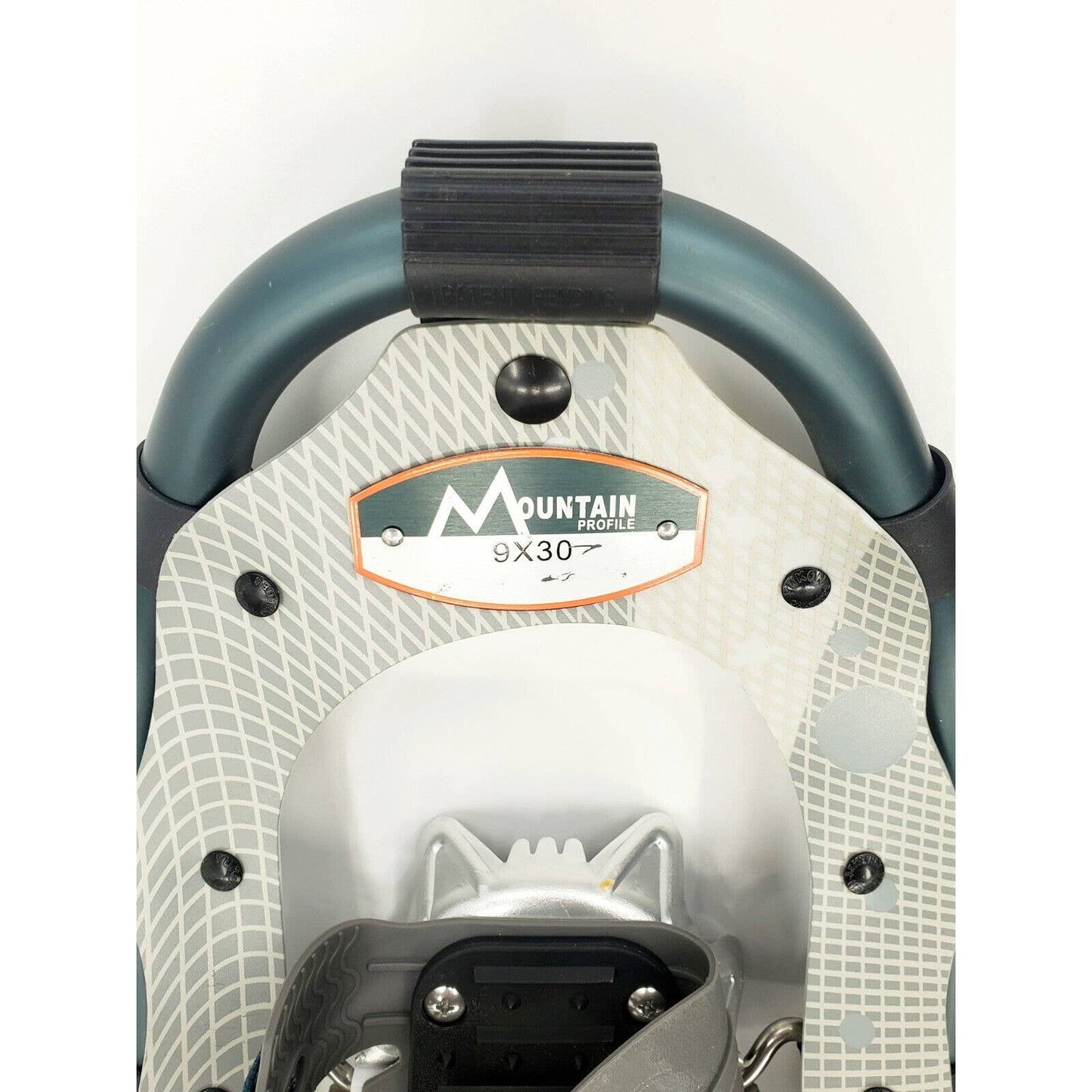 Yukon Mountain Profile 930 Aluminum Snowshoes 9" x 30" With Bag And Poles Blue